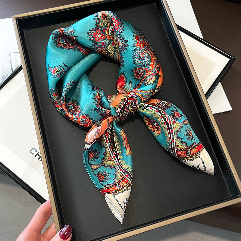 100% Real Seda Lenço Quadrado  - Women Accessories Brands avaliação e preço