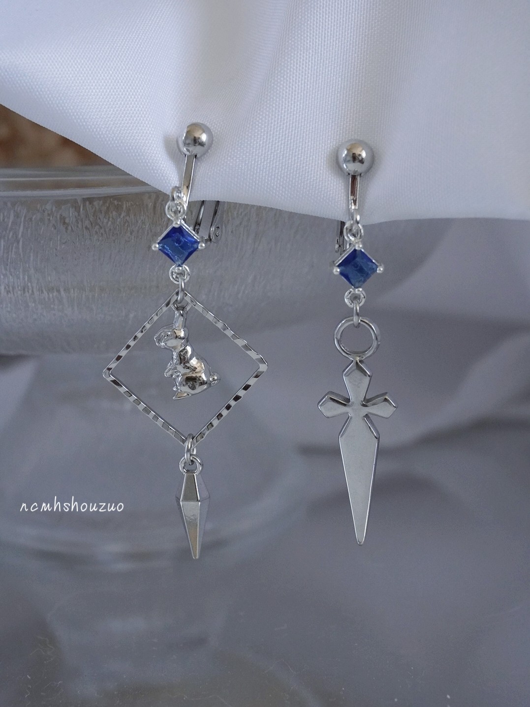 Brincos de Lohen, personagem d - Women Accessories Earrings avaliação e preço